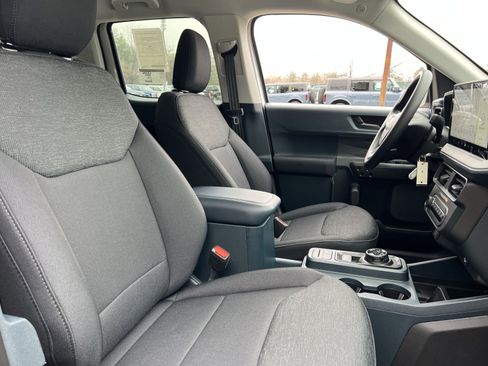 New 2026 Ford Maverick XL image 25