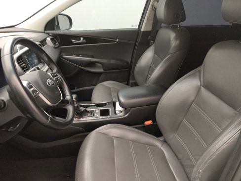 Used 2020 Kia Sorento S FWD image 17