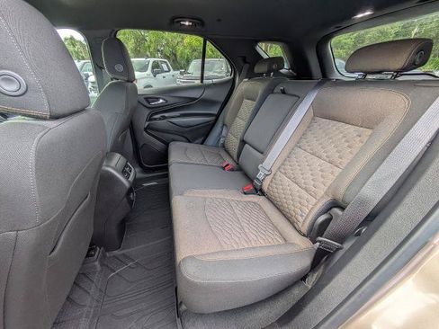 Used 2018 Chevrolet Equinox LT w/ LPO, Floor Liner Package AWD/4WD image 14