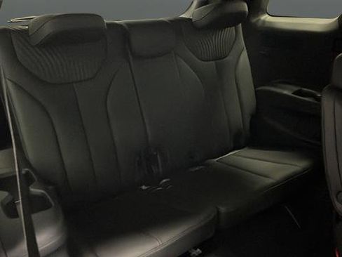 Used 2025 Hyundai Palisade Calligraphy image 27