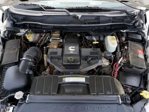 Used 2011 RAM 5500 Regular Cab 2WD w/ Cold Weather Group image 11