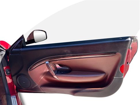 Used 2016 Maserati GranTurismo Sport RWD image 36