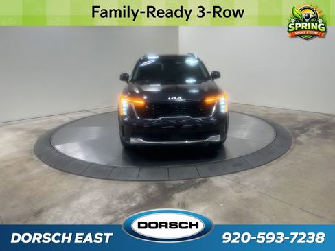New 2026 Kia Sorento S w/ S Panoramic Sunroof Package image 2