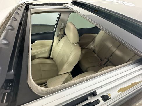 Used 2020 Nissan Rogue SL w/ Premium Package image 22