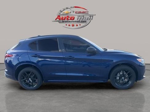 Used 2021 Alfa Romeo Stelvio Ti w/ Nero Edizione image 6