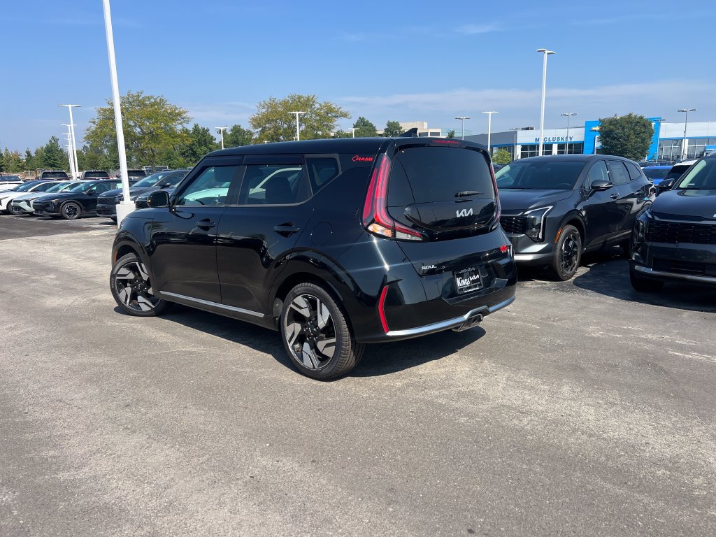 Certified 2023 Kia Soul GT-Line FWD image 6