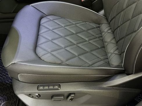 New 2026 Volkswagen Atlas SEL Premium R-Line image 19