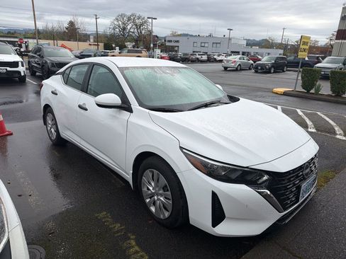 Used 2025 Nissan Sentra S image 3