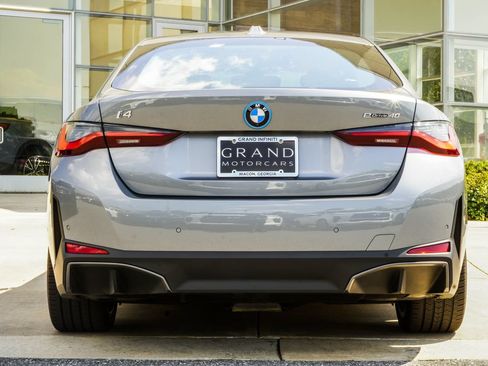 Used 2024 BMW i4 eDrive40 w/ Premium Package RWD image 11