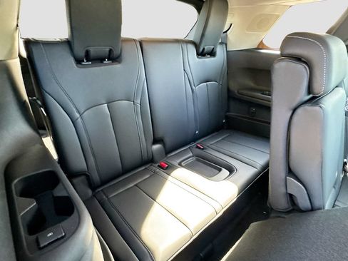 Used 2027 INFINITI QX60 Luxe w/ Cargo Package FWD image 30