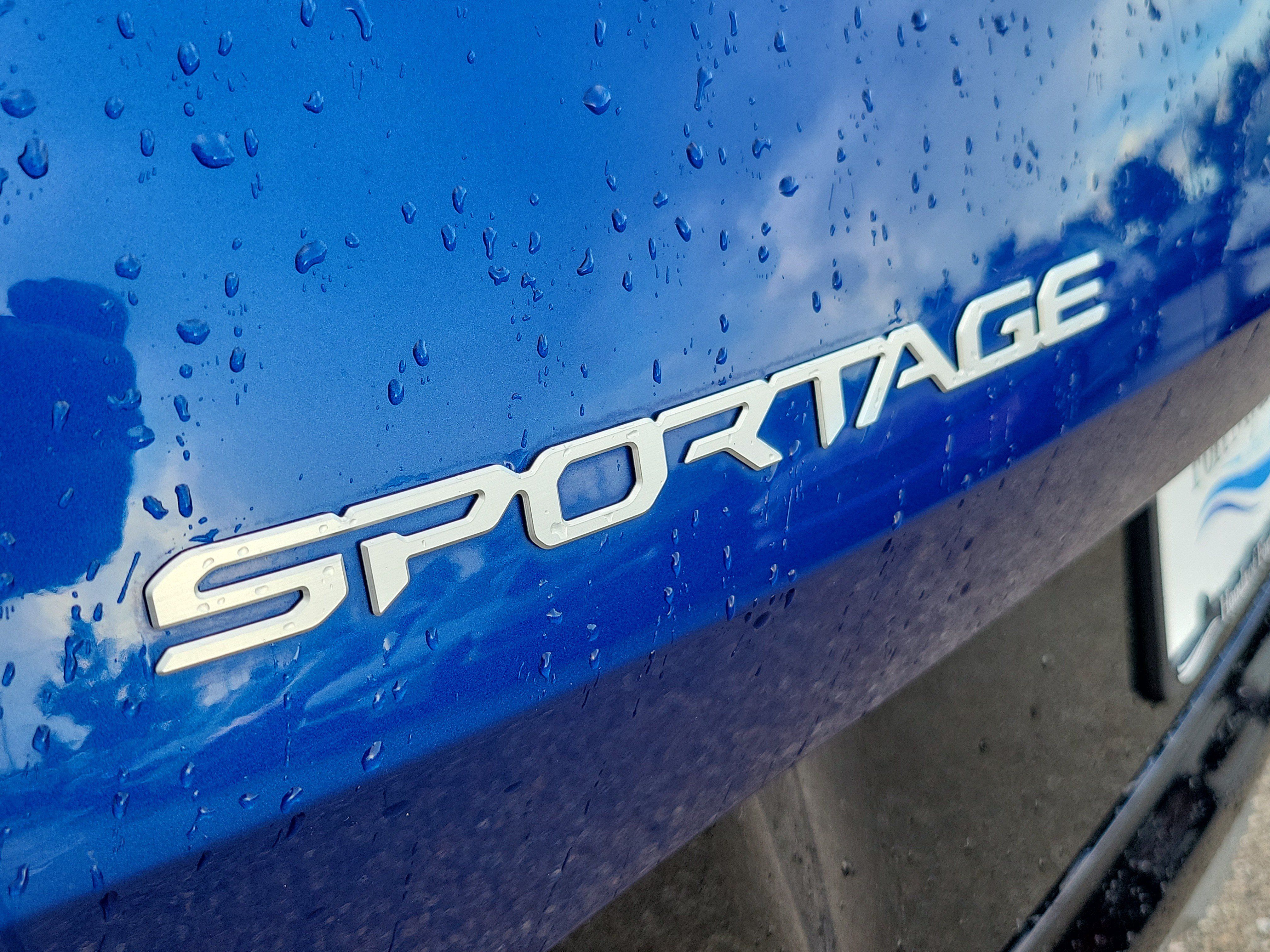 Used 2023 Kia Sportage SX FWD image 11