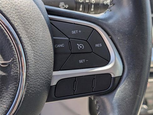 Used 2018 Jeep Compass Latitude w/ Popular Equipment Group AWD/4WD image 24