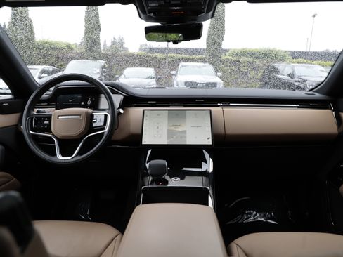 Certified 2025 Land Rover Range Rover Sport SE AWD/4WD image 18