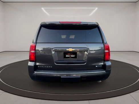 Used 2017 Chevrolet Suburban Premier AWD/4WD image 4