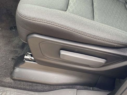 New 2026 RAM 1500 Express AWD/4WD image 17