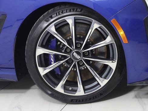 Used 2022 Cadillac CT4 V Blackwing w/ Technology Package image 16