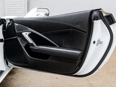 Used 2014 Chevrolet Corvette Stingray Convertible w/ 2LT Preferred Equipment Group RWD image 34