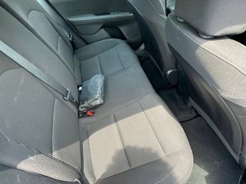 Used 2019 Kia Forte LXS FWD image 22