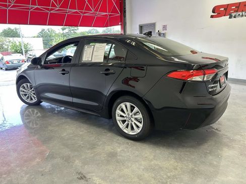 Used 2026 Toyota Corolla LE w/ LE Premium Package FWD image 6