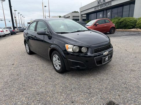 Used 2014 Chevrolet Sonic LT FWD image 47