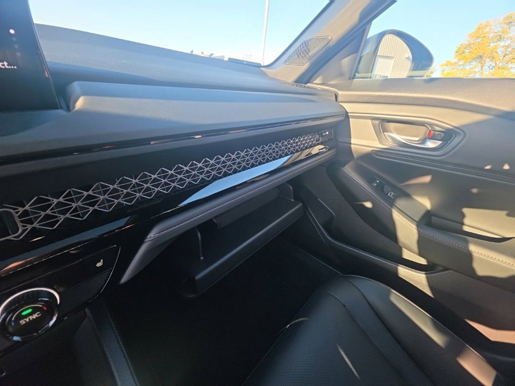 Certified 2024 Honda Accord Sport image 22