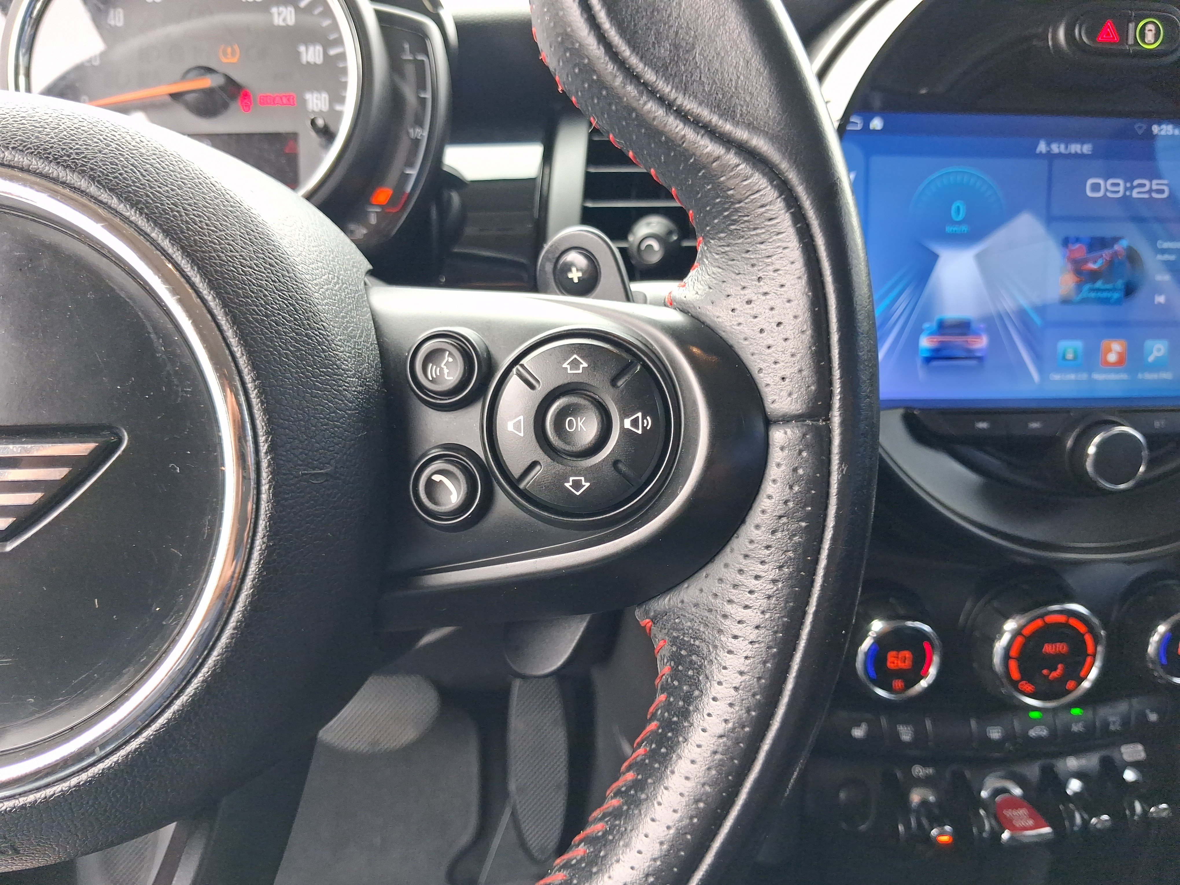 Used 2019 MINI Cooper S FWD image 16