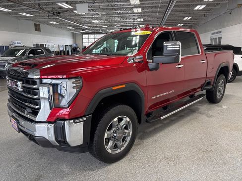 Used 2025 GMC Sierra 2500 SLT w/ SLT Premium Package image 3