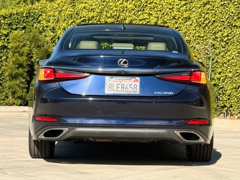 Used 2019 Lexus ES 350 Premium w/ Premium Package image 10