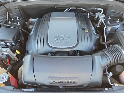 Used 2019 Dodge Durango R/T w/ Trailer Tow Group IV AWD/4WD image 17