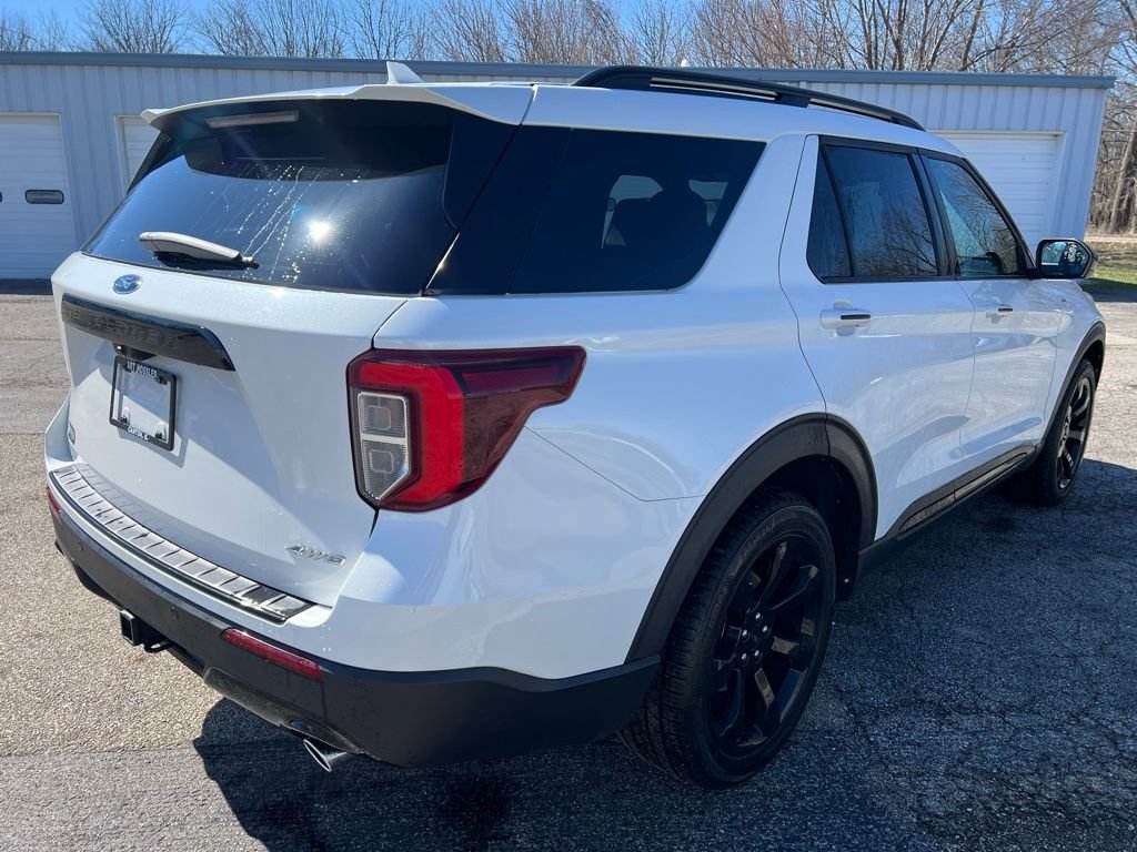 Used 2024 Ford Explorer ST-Line w/ Class IV Trailer Tow Package AWD/4WD image 3