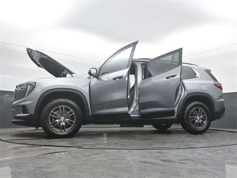 Certified 2025 GMC Acadia Elevation image 61