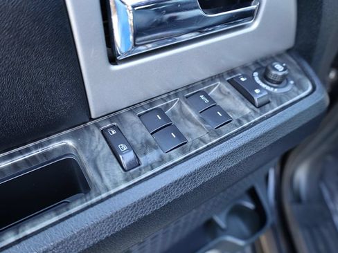 Used 2016 Ford Expedition Limited RWD image 10