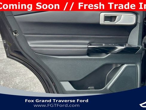 Certified 2023 Ford Explorer Platinum w/ Technology Package AWD/4WD image 36