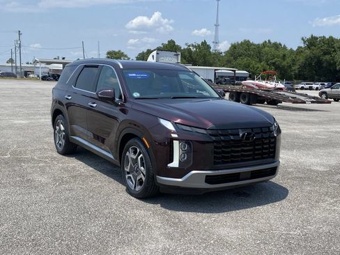 Certified 2024 Hyundai Palisade Limited AWD/4WD image 2