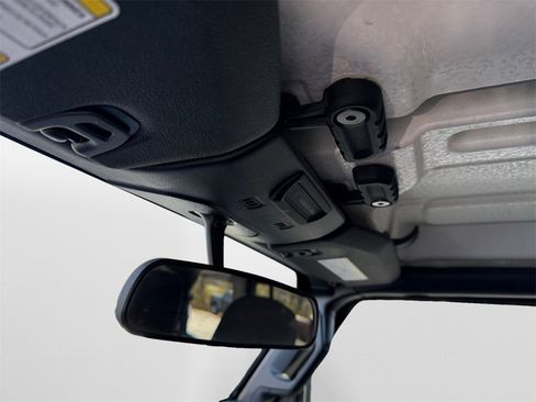 Used 2021 Jeep Wrangler Unlimited Sport image 27