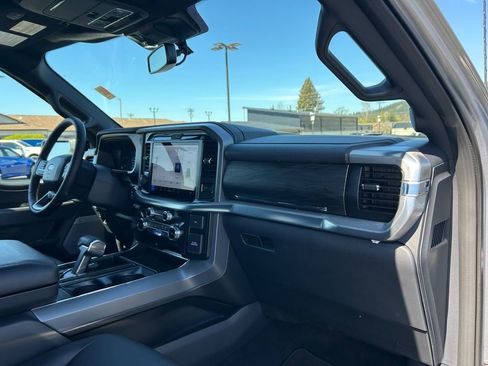 Used 2025 Ford F150 Lariat w/ Equipment Group 502A High image 27