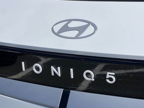 New 2026 Hyundai Ioniq 5 SEL RWD image 7