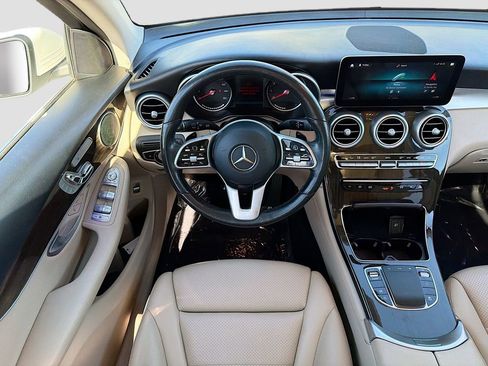 Used 2020 Mercedes-Benz GLC 300 4MATIC w/ Multimedia Package image 17