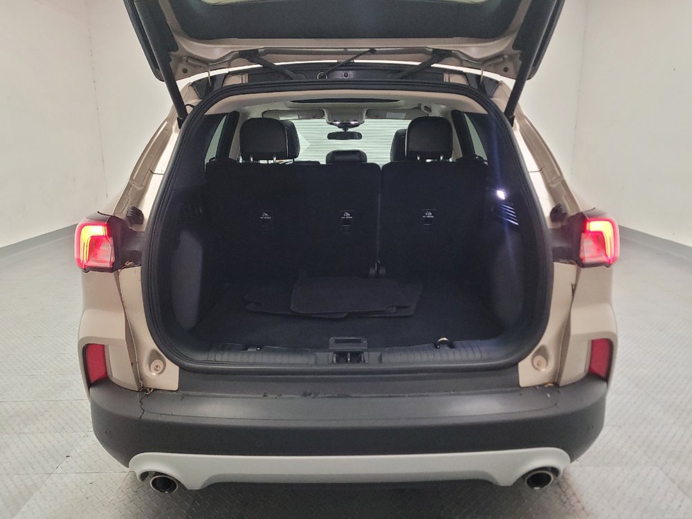Used 2020 Ford Escape SEL FWD image 29