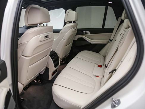 Used 2024 BMW X5 sDrive40i w/ M Sport Package RWD image 20