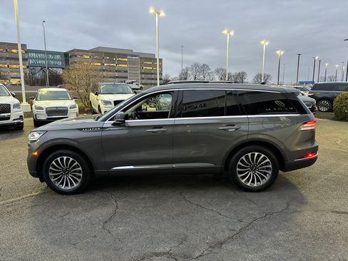 Certified 2023 Lincoln Aviator Reserve w/ Elements Package Plus image 4