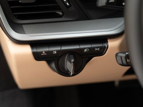 Certified 2024 Porsche 911 Carrera 4S image 28