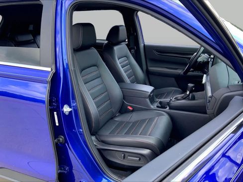 Used 2025 Honda CR-V Sport-L image 9