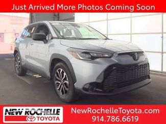 Used 2024 Toyota Corolla Cross AWD Hybrid video 1