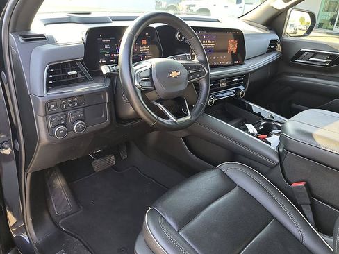 Certified 2025 Chevrolet Tahoe Premier AWD/4WD image 16