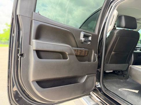 Used 2016 GMC Sierra 2500 Denali w/ Duramax Plus Package AWD/4WD image 14