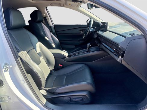 Used 2023 Honda Accord EX-L image 32