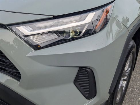 Used 2022 Toyota RAV4 XLE image 9