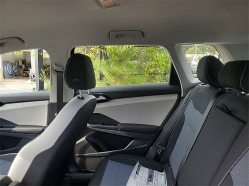 New 2025 Volkswagen Taos S image 10