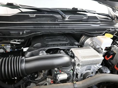 Used 2020 RAM 1500 Big Horn AWD/4WD image 16